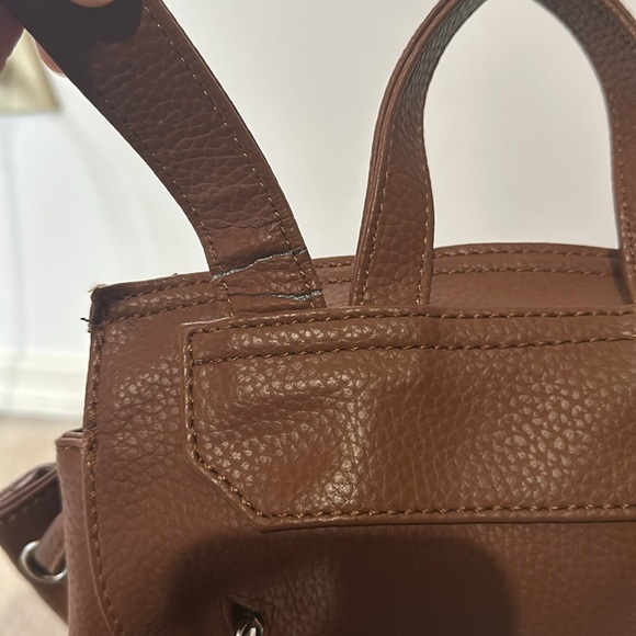 Matt and nat Mumbai vegan leather bag. - Picture 4 of 5